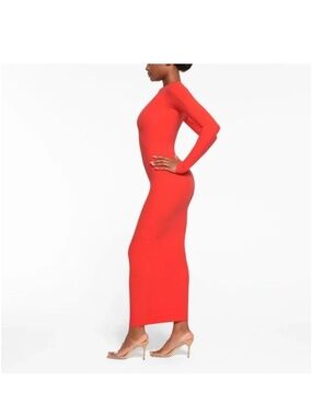 Skims everybody fits dress